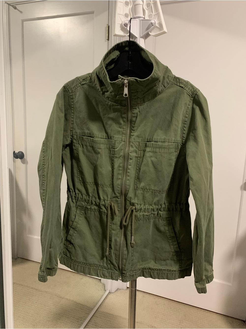 Old Navy  Field Jacket in Army Hunter Green Drawstring Cinch Waist, Sz Small